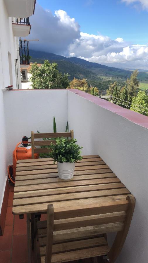 Casas Paraje Natural Zahara De La Sierra Exterior photo